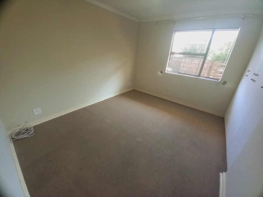 3 Bedroom Property for Sale in Roodia Free State